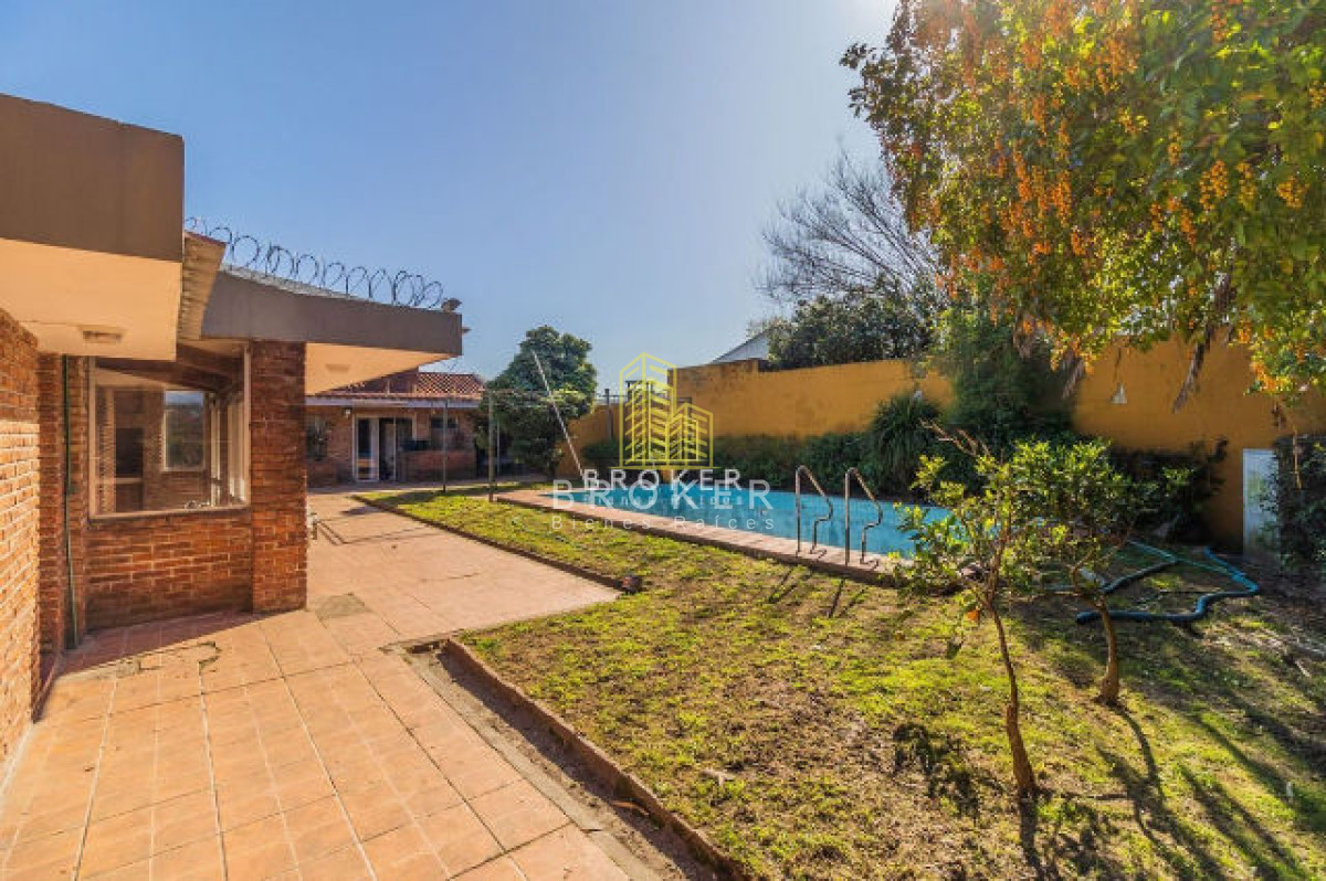 Casa ID.241/Venta_Casa_De_3_Dormitorios_En_Malvin_Norte__(ref:_Bkb-1637) - Venta Casa De 3 Dormitorios En Malvin Norte  (ref: Bkb-1637)
