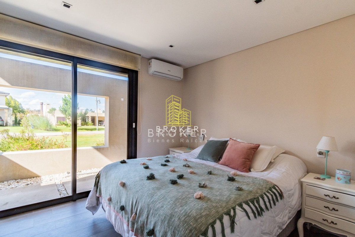 Casa ID.246/Venta_Casa_3_Dormitorios_Viñedos_De_La_Tahona_Barrio_Privado_ - Venta Casa 3 Dormitorios Viñedos De La Tahona Barrio Privado 