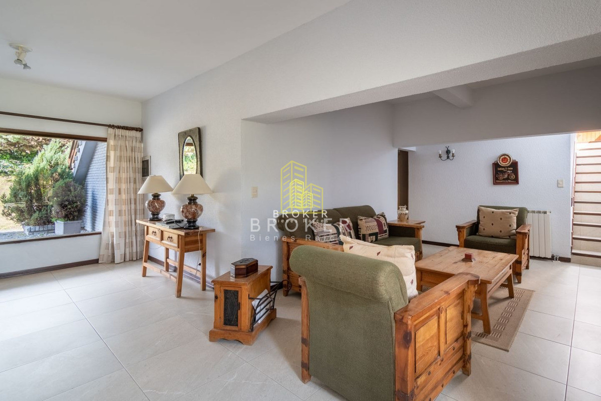 Casa ID.253/Venta_Casa_Pinares_Mansa_sobre_Laguna_del_Diario_Punta_del_Este - Venta Casa Chacra 7 Dormitorios Pinares Mansa sobre Laguna del Diario Punta del Este