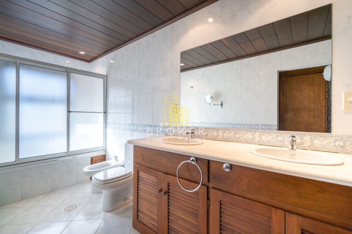 Casa ID.253/Venta_Casa_Pinares_Mansa_sobre_Laguna_del_Diario_Punta_del_Este - Venta Casa Chacra 7 Dormitorios Pinares Mansa sobre Laguna del Diario Punta del Este