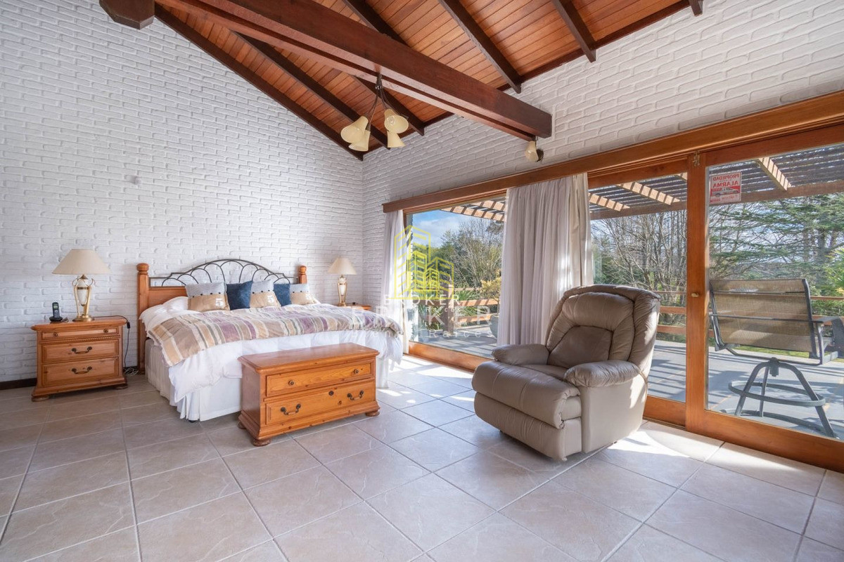 Casa ID.253/Venta_Casa_Pinares_Mansa_sobre_Laguna_del_Diario_Punta_del_Este - Venta Casa Chacra 7 Dormitorios Pinares Mansa sobre Laguna del Diario Punta del Este