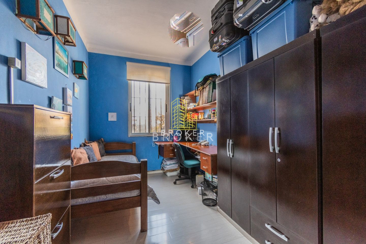 Casa ID.255/Venta_Casa_Buceo_Montevideo_3_dormitorios_estufa_a_leña,_jardín,_reciclada! - Venta Casa Buceo Montevideo 3 dormitorios estufa a leña, jardín, reciclada!