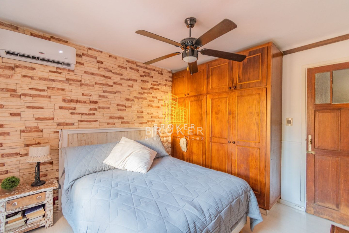 Casa ID.255/Venta_Casa_Buceo_Montevideo_3_dormitorios_estufa_a_leña,_jardín,_reciclada! - Venta Casa Buceo Montevideo 3 dormitorios estufa a leña, jardín, reciclada!