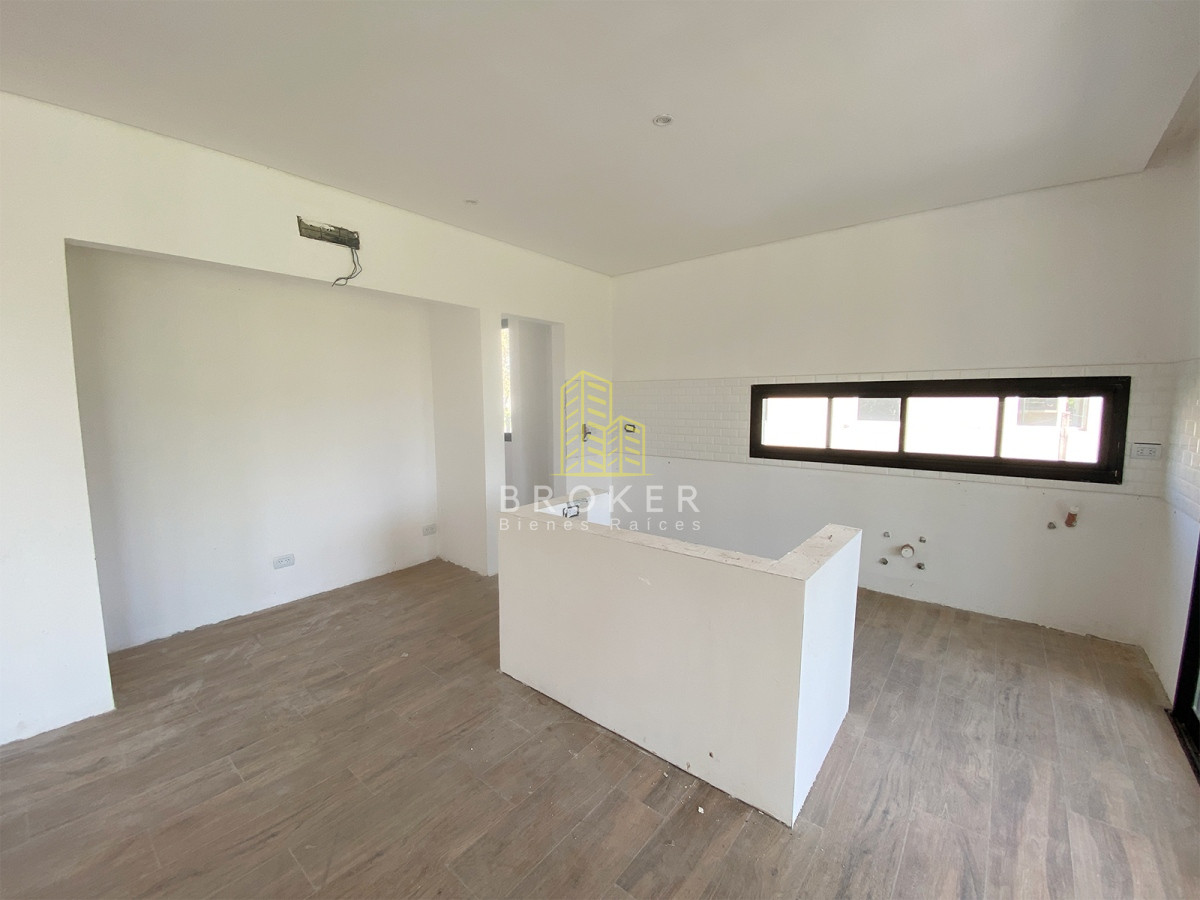 Casa ID.1900/Casa_a_Estrenar_en_Venta_en_Haras_Santa_María_-_Barrio_Los_Eucaliptos - Casa a Estrenar en Venta en Haras Santa María - Barrio Los Eucaliptos