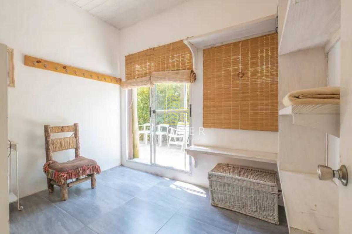 Casa ID.9009/Venta_Casa_La_barra_de_4_dormitorios_y_4_baños! - Venta Casa La barra de 4 dormitorios y 4 baños!