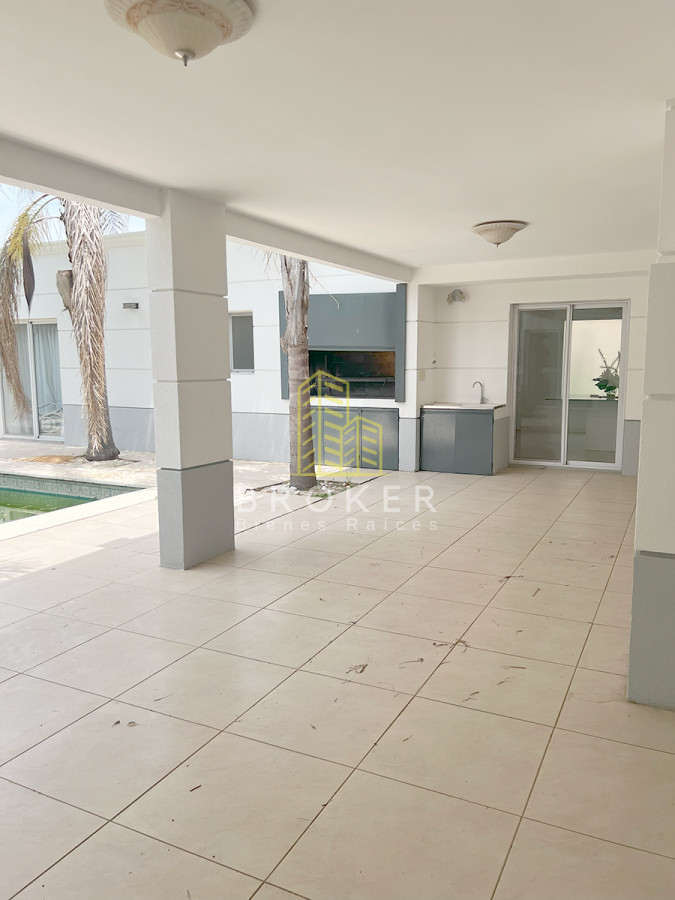 Casa ID.2238/Casa_en_Venta_en_Haras_Santa_María_-_Barrio_Los_Eucaliptos - Casa en Venta en Haras Santa María - Barrio Los Eucaliptos
