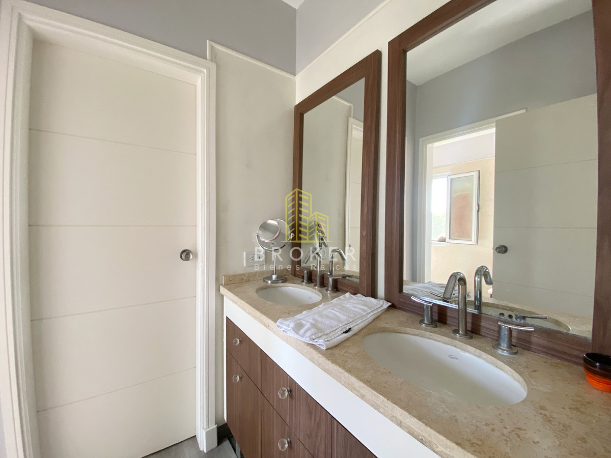 Casa ID.2221/Casa_en_Venta_en_Haras_Santa_María_-_Barrio_Las_Lomas - Casa en Venta en Haras Santa María - Barrio Las Lomas