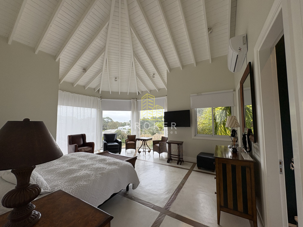 Casa ID.76 - Venta Casa La Barra Puntra del Este