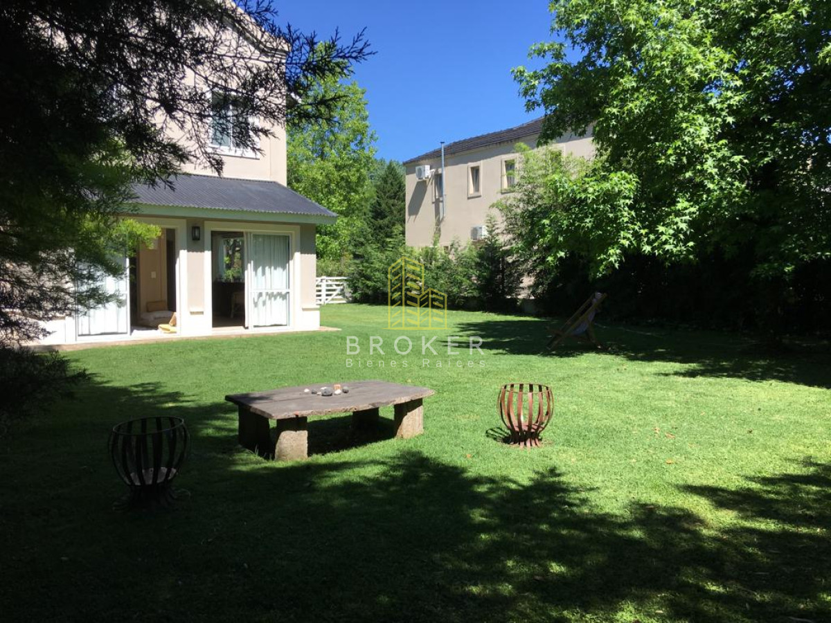 Casa ID.2463/Casa_a_la_venta_Barrio_Septiembre_ - Casa a la venta Barrio Septiembre 