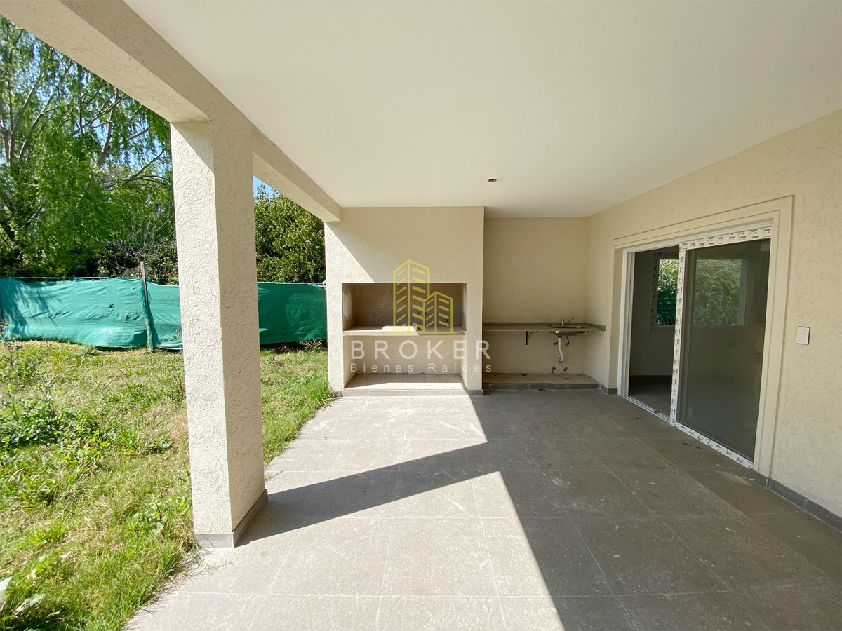 Casa ID.1849/Casa_en_Venta_a_Estrenar_en_Haras_Santa_María_-_Las_Lomas. - Casa en Venta a Estrenar en Haras Santa María - Las Lomas.