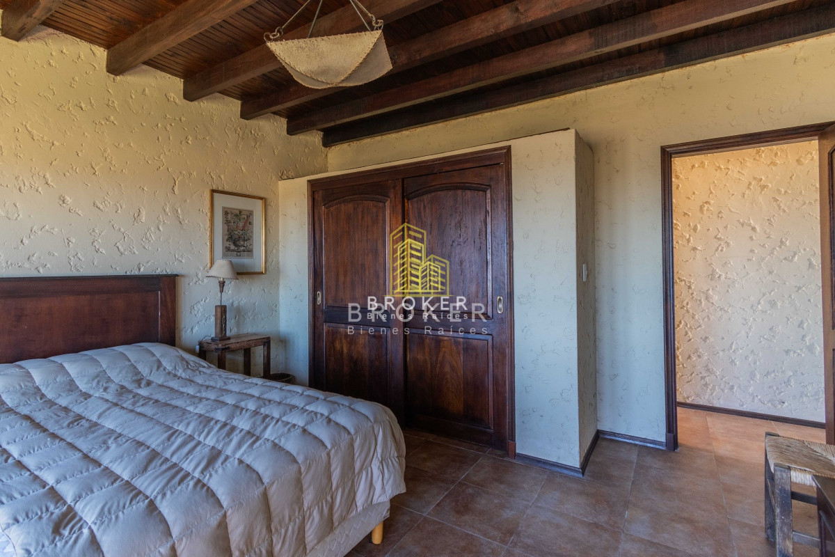 Casa ID.573/Venta_de_Casa_en_Piriapolis_San_Francisco_frente_al_mar!_3_dormitorios! - Venta de Casa en Piriapolis San Francisco frente al mar! 4 dormitorios!