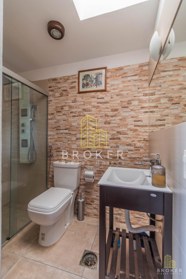 Casa ID.668/Venta_Casa_Barra_de_Carrasco_a_metros_de_la_Rambla! - Venta Casa Barra de Carrasco 3 dormitorios a metros de la Rambla!