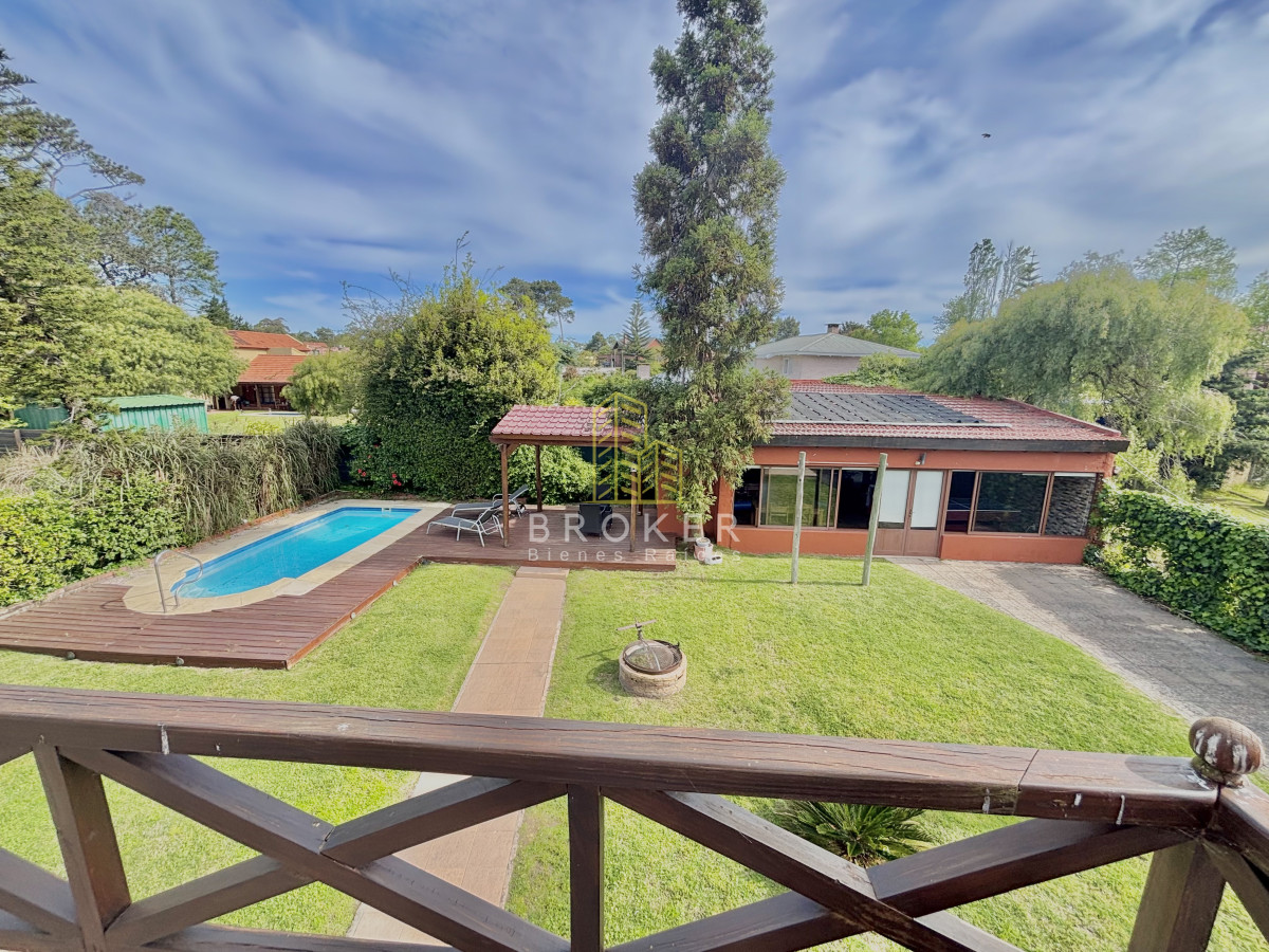 Casa ID.9439/Venta_Casas_Punta_del_Este_5_dormitorios_y_piscina_Jardines_de_Cordoba - Venta Casas Punta del Este 5 dormitorios y piscina Jardines de Cordoba