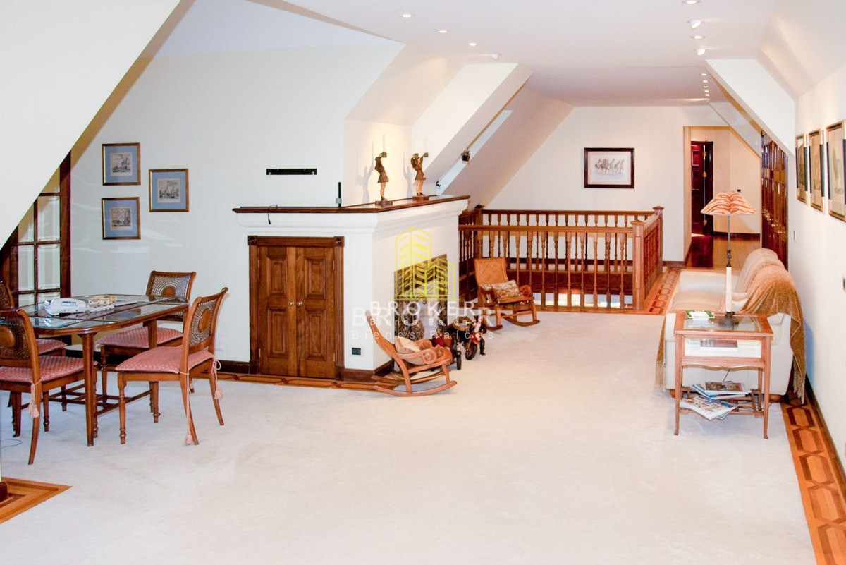 Casa ID.37/Venta_Mansión_frente_al_mar_en_Punta_Del_Este_Playa_Mansa - Venta Mansión frente al mar en Punta Del Este Playa Mansa