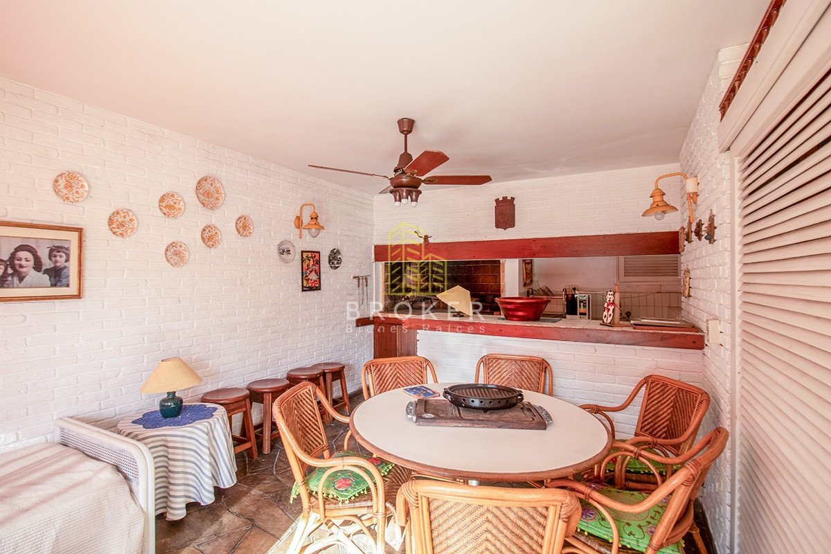 Casa ID.571/Venta_de_Casa_4_dormitorio_Playa_Mansa - Venta de Casa 4 dormitorio con Piscina Climatizada Playa Mansa. . Punta del Este, Uruguay.