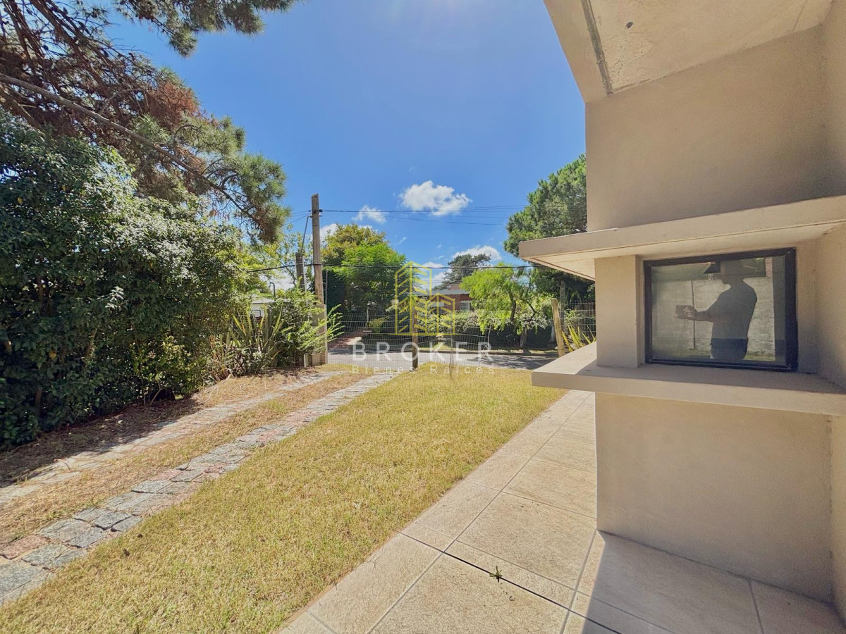 Casa ID.8453/Venta_casa_3_dormitorios_en_Pinares_Punta_del_Este - Venta casa 3 dormitorios en Pinares Punta del Este