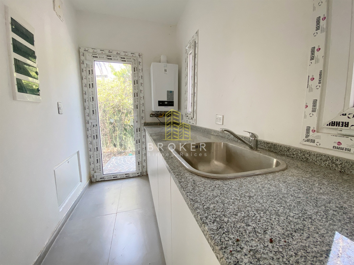 Casa ID.1849/Casa_en_Venta_a_Estrenar_en_Haras_Santa_María_-_Las_Lomas. - Casa en Venta a Estrenar en Haras Santa María - Las Lomas.