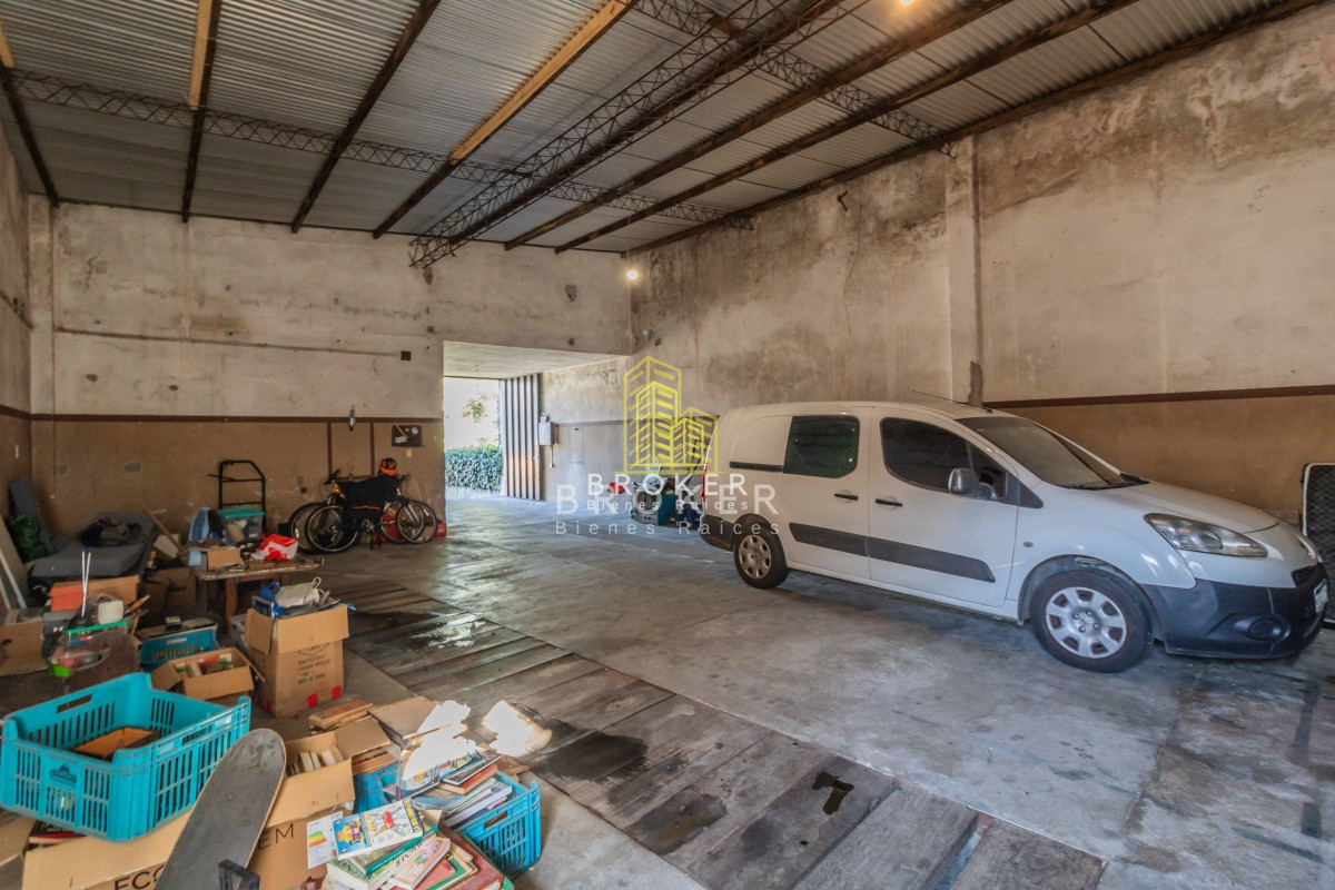 Casa ID.1642/Venta_2_Casas_en_Padrón_Único,_con_Renta_en_Malvín,_Montevideo,_Uruguay - Venta 2 Casas en Padrón Único, con Renta en Malvín, Montevideo, Uruguay