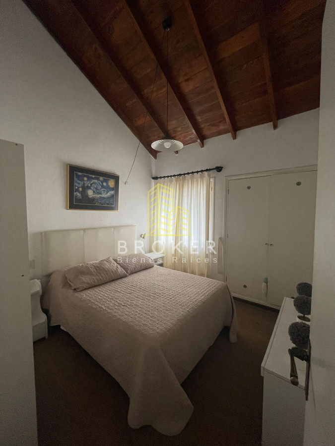 Casa ID.8845/Alquiler_hermosa_y_amplia_casa_con_pileta_climatizada_en_San_Rafael,_Punta_del_Este - Alquiler hermosa y amplia casa con pileta climatizada en San Rafael, Punta del Este