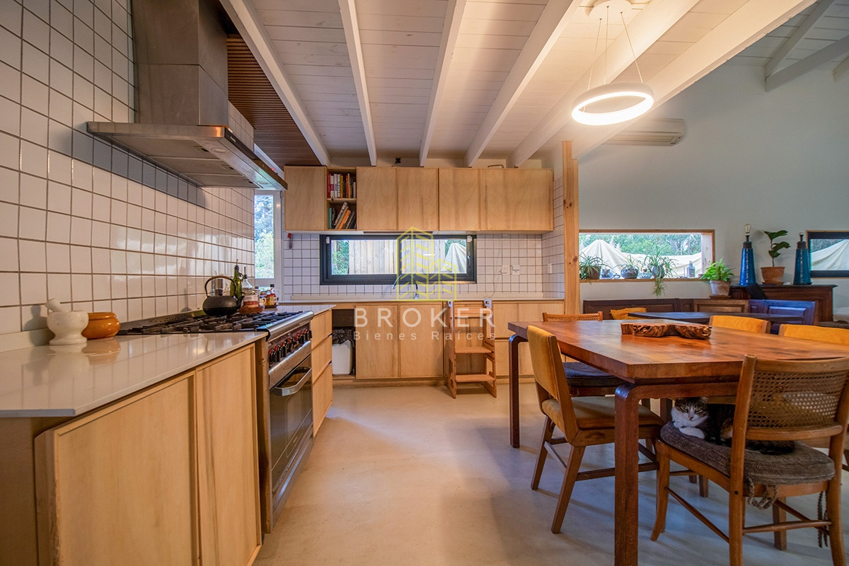 Casa ID.704/Venta_de_amplia_casa_en_Barra_Verde - Venta y alquiler de casa de 3 dormitorios en Barra Verde. Punta del Este, Uruguay.