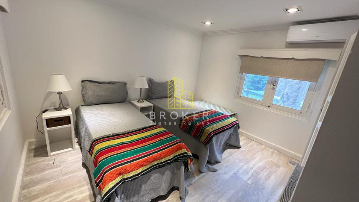 Casa ID.9084/Alquiler_Casa_4_dormitorios_Playa_Mansa,_Punta_del_Este - Alquiler Casa 4 dormitorios Playa Mansa, Punta del Este