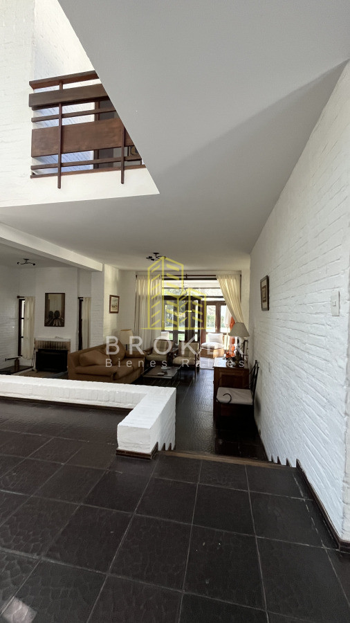 Casa ID.9399 - VENTA CASA PUNTA DEL ESTE Playa Mansa Parada 16