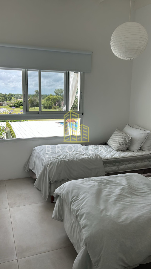 Casa ID.8996/Alquiler_de_casa_en_El_Quijote_barrio_privado_La_Barra - Alquiler de casa en El Quijote barrio privado La Barra