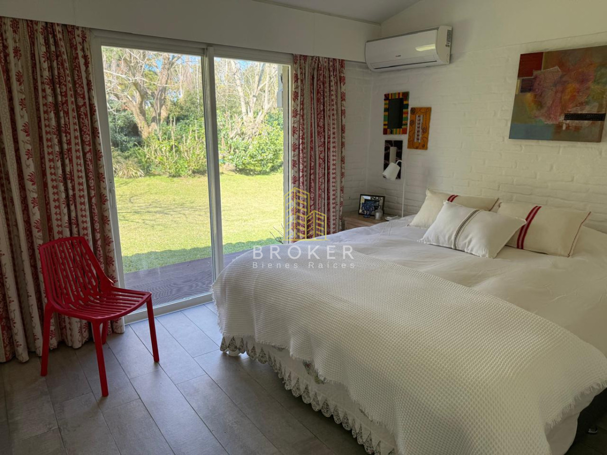 Casa ID.9597/Alquiler_de_temporada_Casa_en_San_Rafael,_Punta_del_Este,_3_dormitorios_y_amplio_jardín - Alquiler de temporada Casa en San Rafael, Punta del Este, 3 dormitorios y amplio jardín