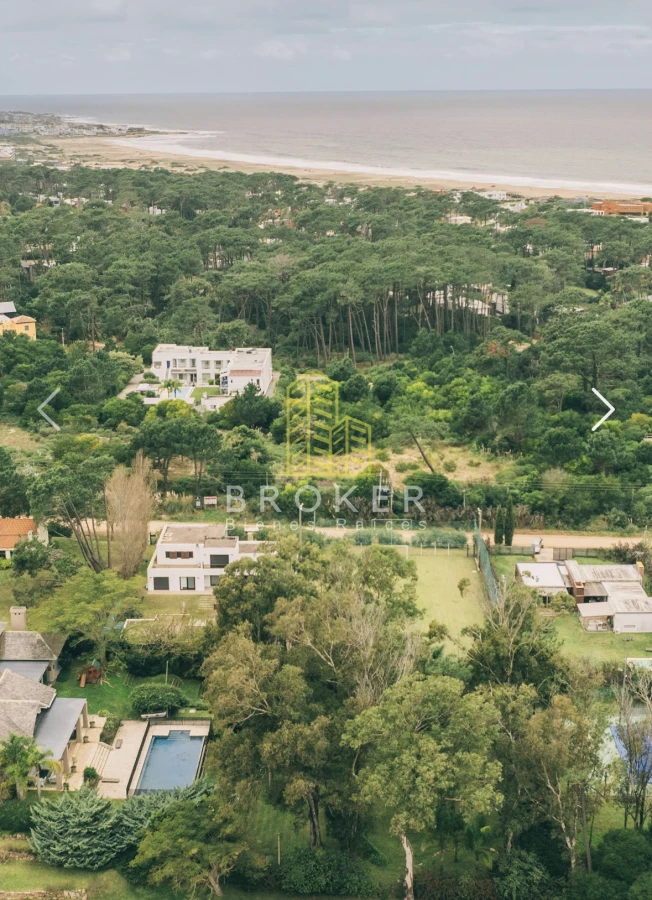 Casa ID.76/Venta_Casa_La_Barra_Punta_Del_Este_Broker_ - Venta De Icónica Casa de Lujo en la Barra, una casa de revista de gran nivel 