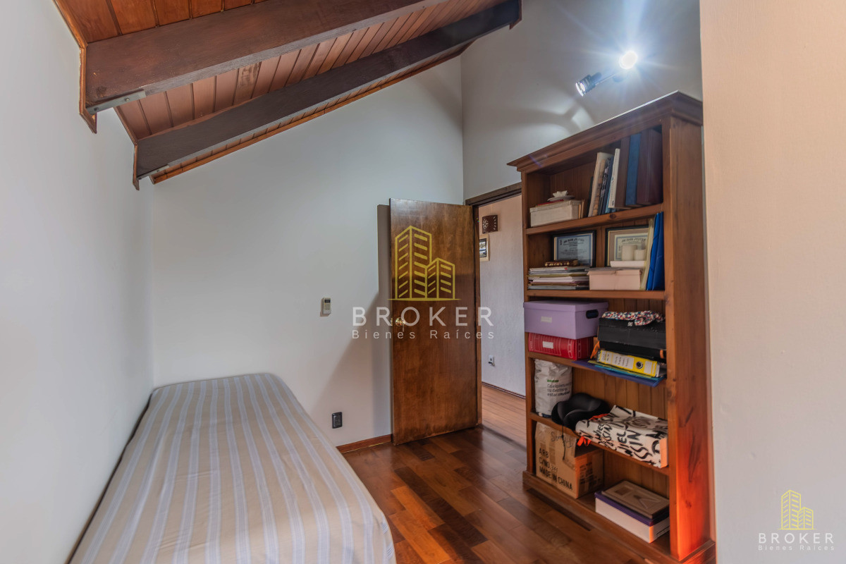 Casa ID.668/Venta_Casa_Barra_de_Carrasco_a_metros_de_la_Rambla! - Venta Casa Barra de Carrasco 3 dormitorios a metros de la Rambla!