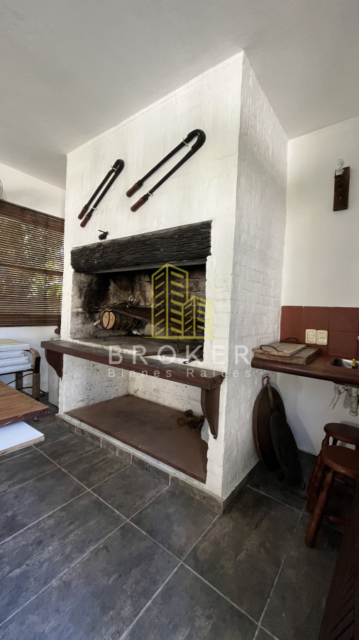 Casa ID.9399 - VENTA CASA PUNTA DEL ESTE Playa Mansa Parada 16