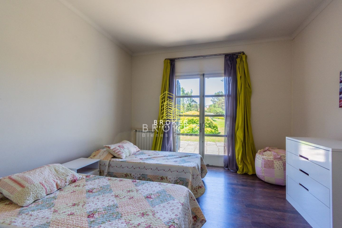 Casa ID.49/Venta_Mansión_frente_al_mar_en_Punta_del_Este_-_Playa_Mansa_ - Venta Mansión frente al mar en Punta del Este - Playa Mansa 