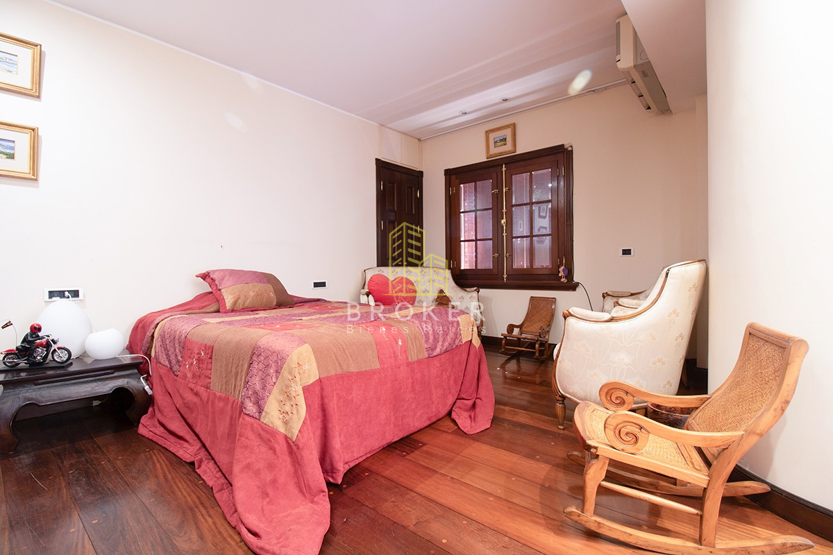 Casa ID.37/Venta_Mansión_frente_al_mar_en_Punta_Del_Este_Playa_Mansa - Venta Mansión frente al mar en Punta Del Este Playa Mansa