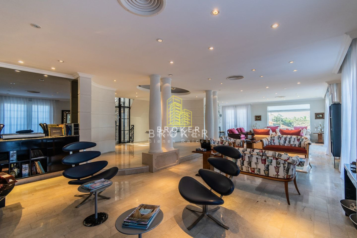 Casa ID.52 - Venta Mansión Casa Carrasco Rambla Residencia De Estilo Con 6 Suites 