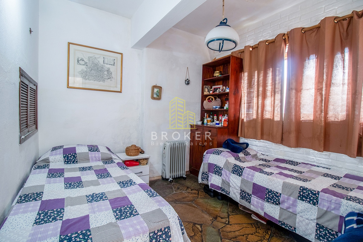 Casa ID.571/Venta_de_Casa_4_dormitorio_Playa_Mansa - Venta de Casa 4 dormitorio con Piscina Climatizada Playa Mansa. . Punta del Este, Uruguay.