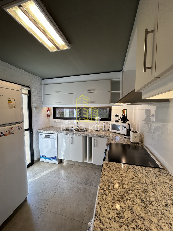 Casa ID.572/Venta_de_Duplex_en_Barrio_Privado,_Playa_Mansa_punta_del_este_ - Venta de Duplex en Barrio Privado, Playa Mansa. Punta del Este, Uruguay.