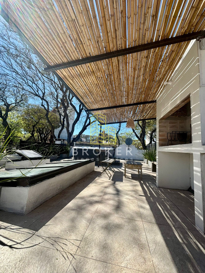 Casa ID.2429/Venta_Casa_Pocitos_3_dormitorios_con_garage!_Moderna_a_Estrenar! - ¡RESERVADA! Venta Casa Pocitos 3 dormitorios con garage! Moderna a Estrenar!