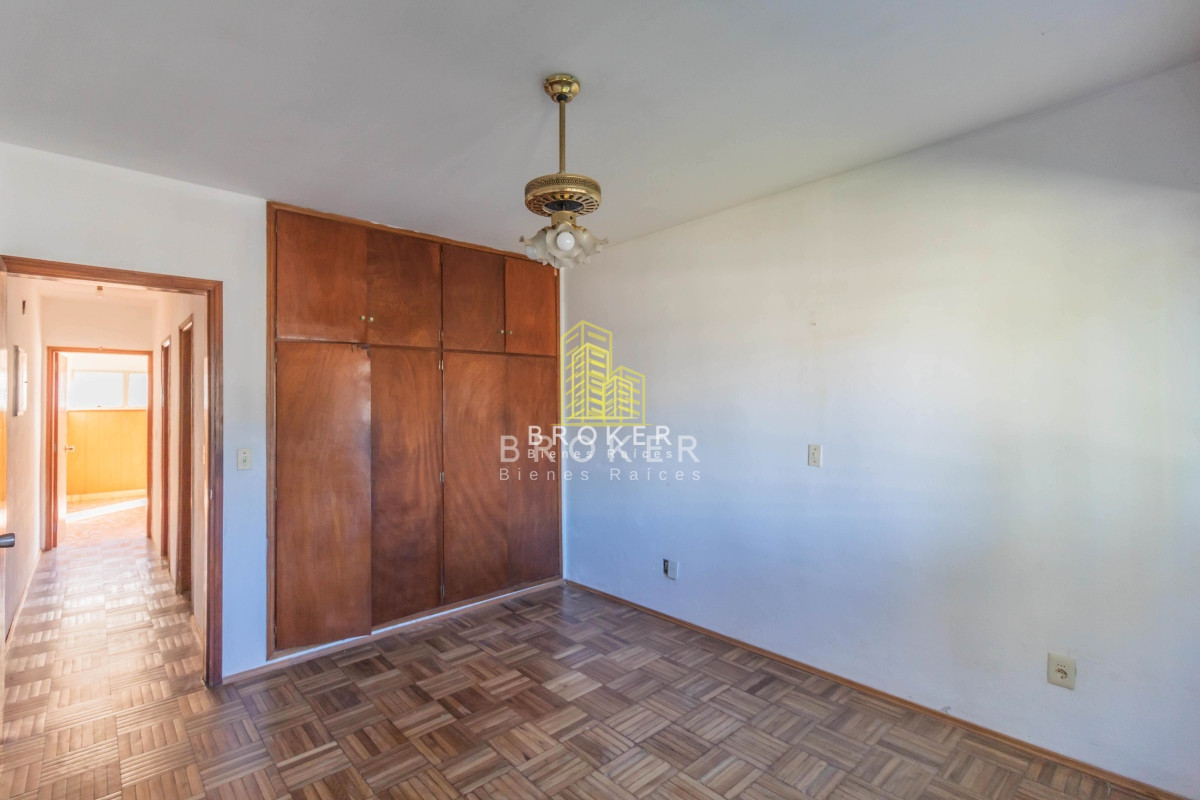 Casa ID.1642/Venta_2_Casas_en_Padrón_Único,_con_Renta_en_Malvín,_Montevideo,_Uruguay - Venta 2 Casas en Padrón Único, con Renta en Malvín, Montevideo, Uruguay