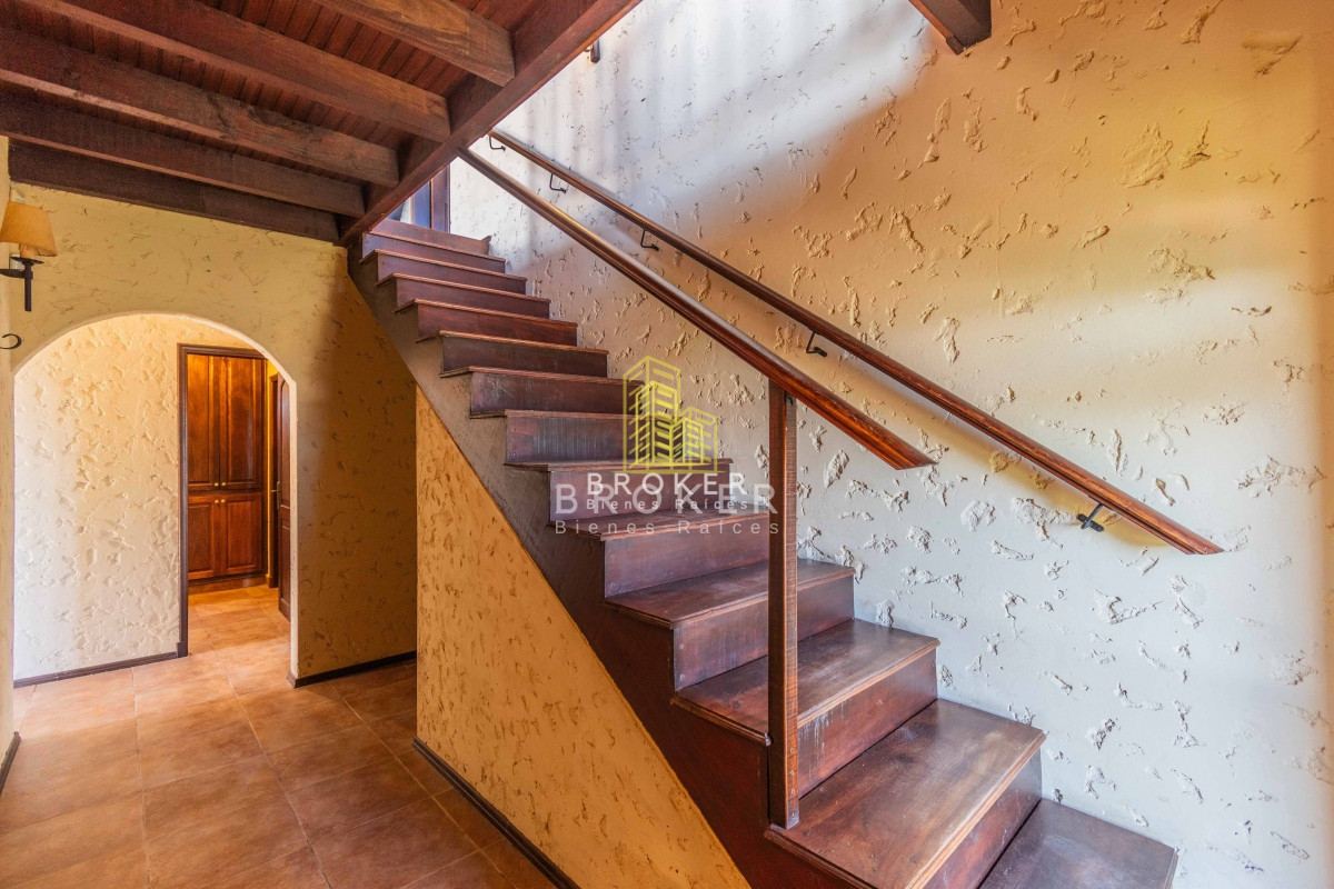 Casa ID.573/Venta_de_Casa_en_Piriapolis_San_Francisco_frente_al_mar!_3_dormitorios! - Venta de Casa en Piriapolis San Francisco frente al mar! 4 dormitorios!