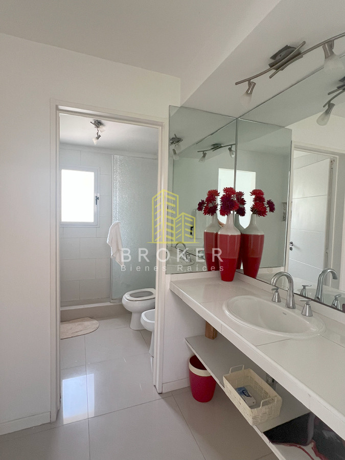 Casa ID.2238/Casa_en_Venta_en_Haras_Santa_María_-_Barrio_Los_Eucaliptos - Casa en Venta en Haras Santa María - Barrio Los Eucaliptos