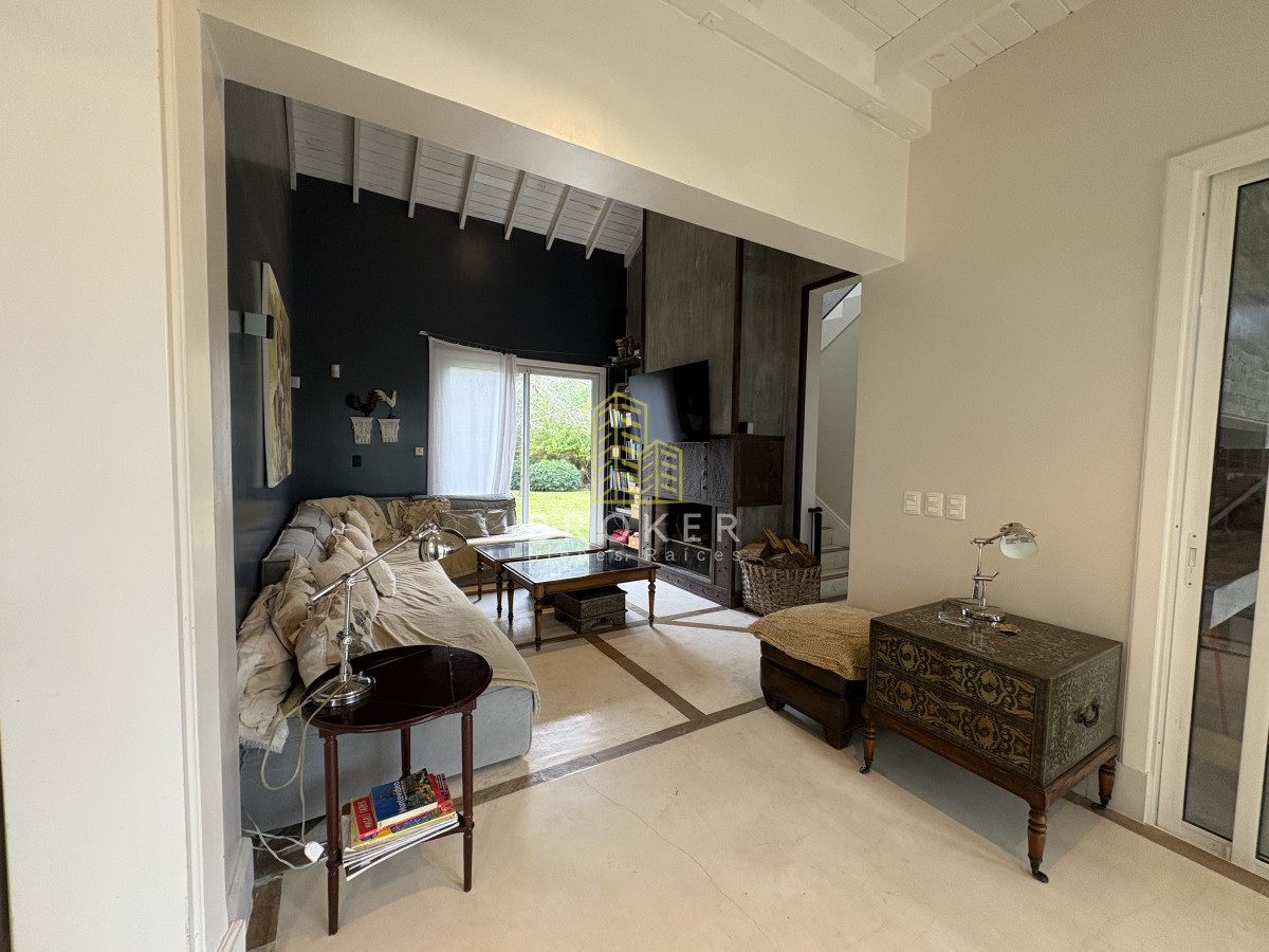 Casa ID.76 - Venta Casa La Barra Puntra del Este