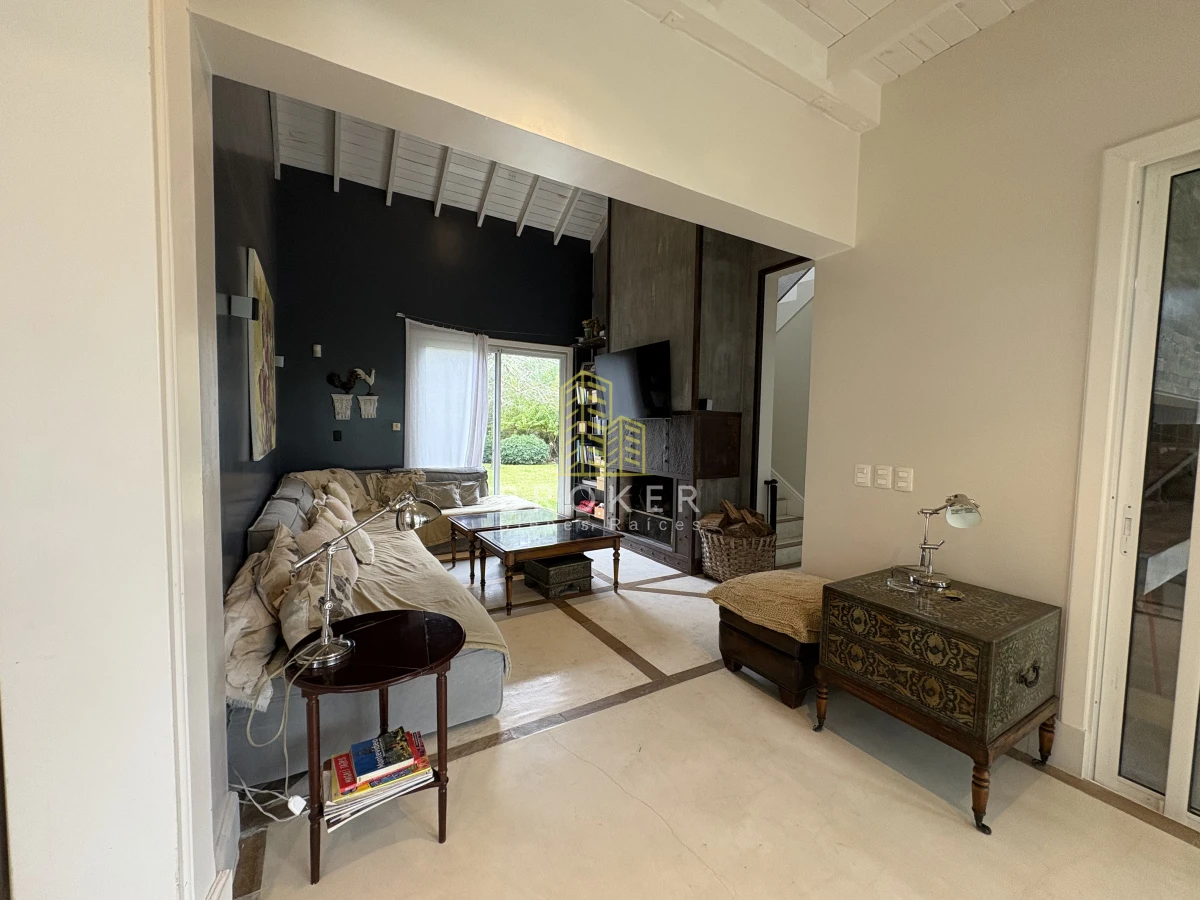 Casa ID.76/Venta_Casa_La_Barra_Punta_Del_Este_Broker_ - Venta De Icónica Casa de Lujo en la Barra, una casa de revista de gran nivel 
