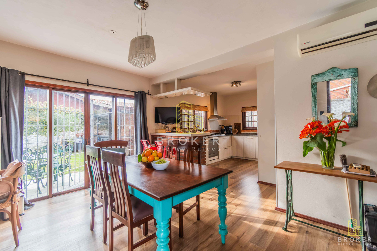 Casa ID.668/Venta_Casa_Barra_de_Carrasco_a_metros_de_la_Rambla! - Venta Casa Barra de Carrasco 3 dormitorios a metros de la Rambla!