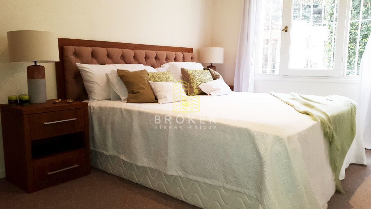 Casa ID.68/Venta_Casa_4_Dormitorios_En_Playa_Mansa,_Punta_Del_Este - Venta Casa 4 Dormitorios En Playa Mansa, Punta Del Este