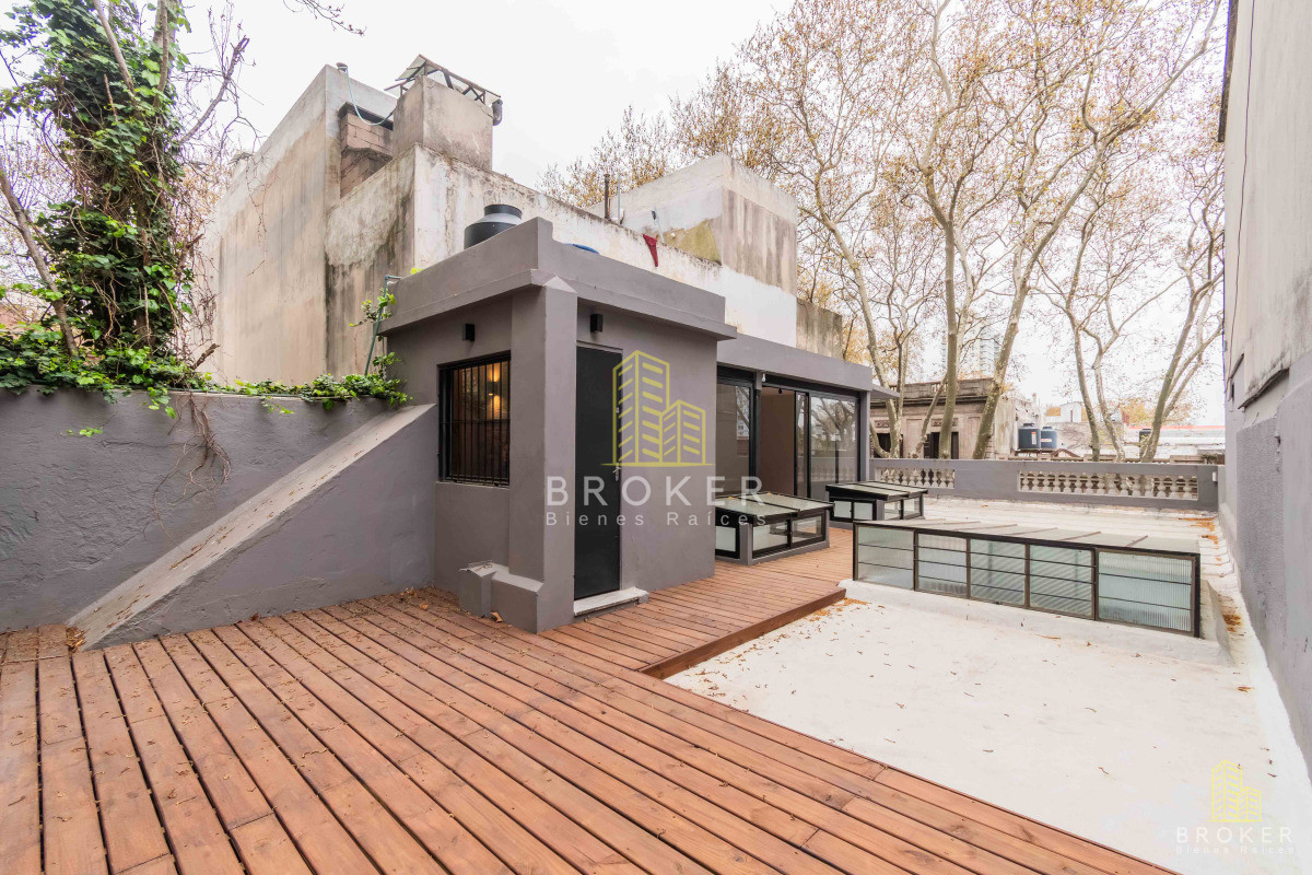 Casa ID.9363/Venta_Casa_Centro_4_dormitorios_reciclada! - Venta Casa Centro 4 dormitorios reciclada!