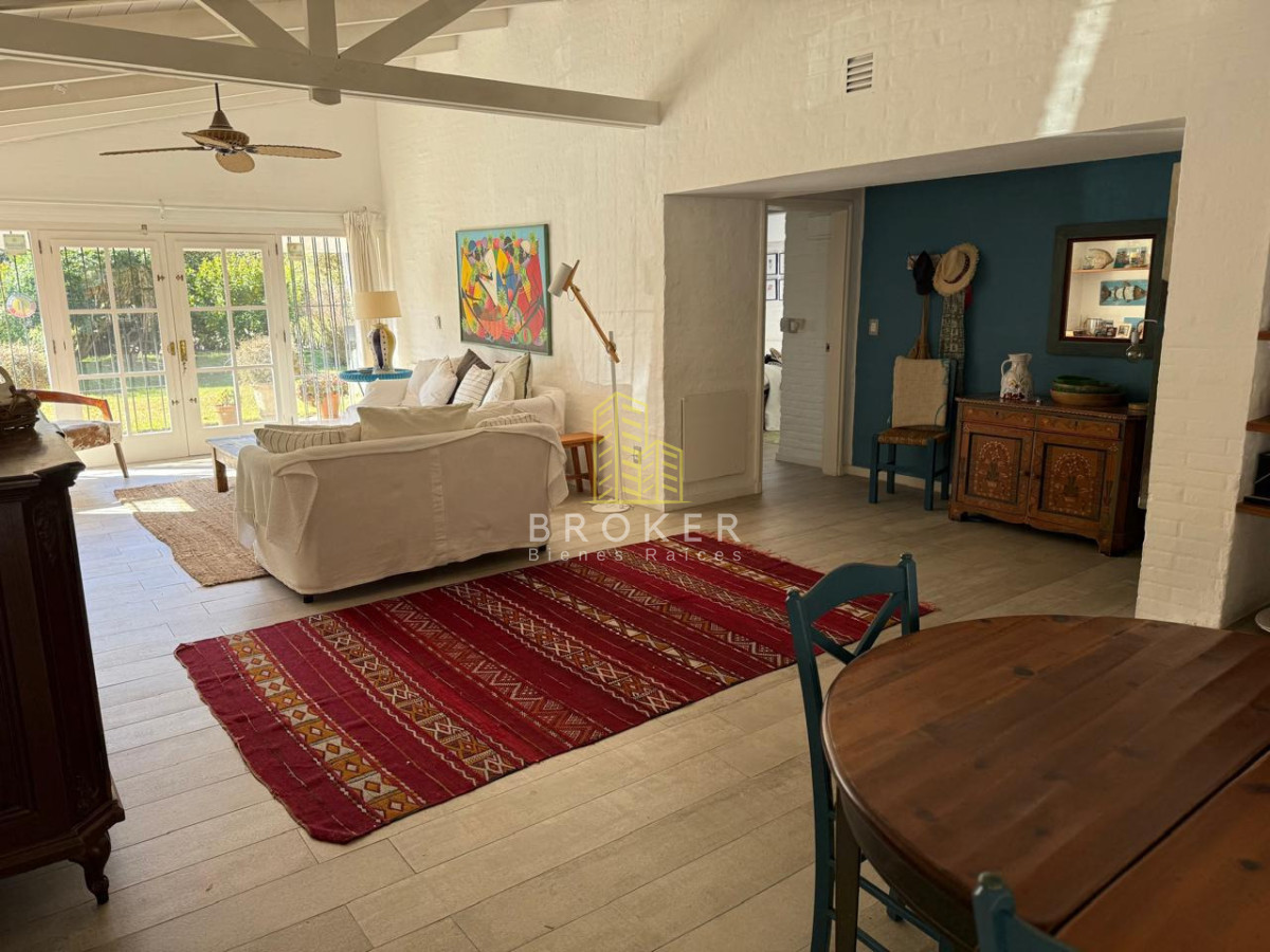 Casa ID.9597/Alquiler_de_temporada_Casa_en_San_Rafael,_Punta_del_Este,_3_dormitorios_y_amplio_jardín - Alquiler de temporada Casa en San Rafael, Punta del Este, 3 dormitorios y amplio jardín