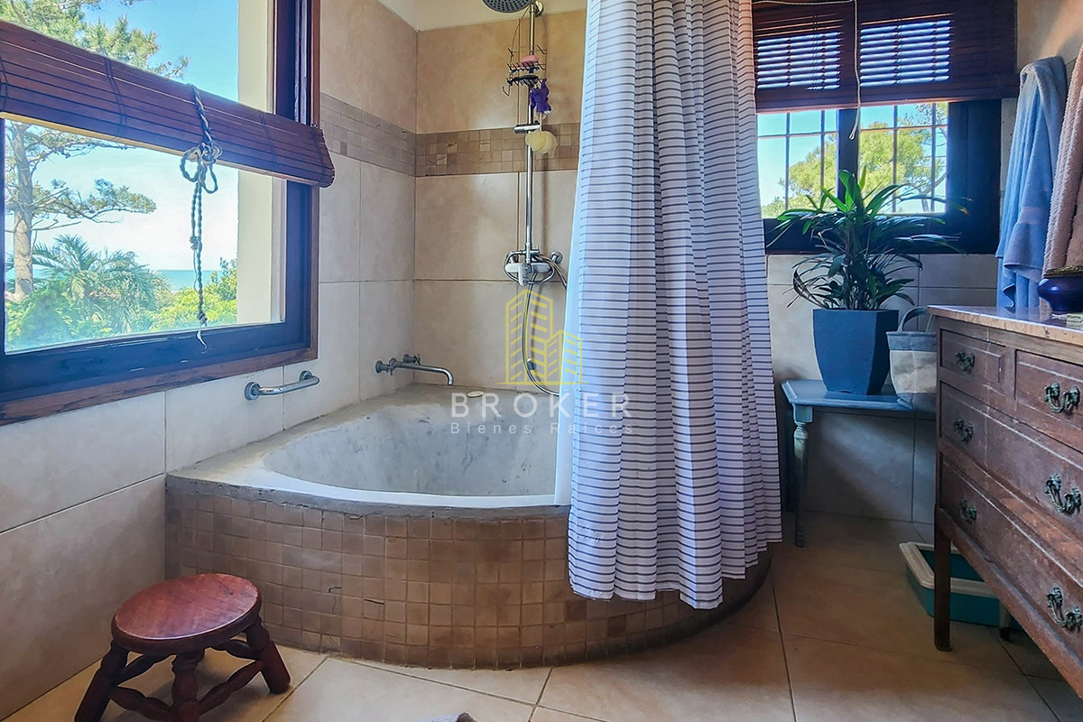 Casa ID.648/Venta_casa_vista_al_mar_punta_del_este_golf_ - Venta casa vista al mar en Golf. Punta del Este, Uruguay.