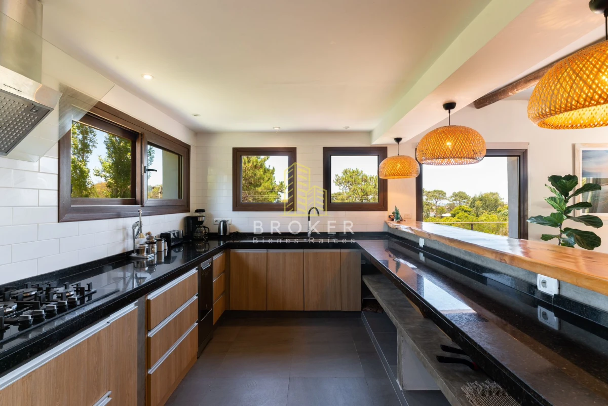 Casa ID.8866/Espectacular_y_moderna_casa_en_la_barra_para_alquiler_de_temporada - Espectacular y moderna casa en la barra para alquiler de temporada