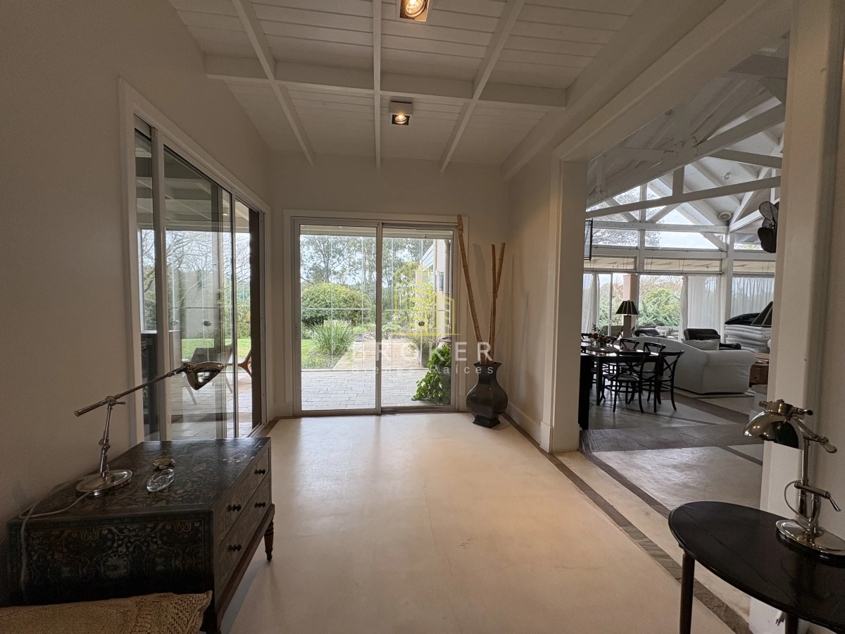 Casa ID.76/Venta_Casa_La_Barra_Punta_Del_Este_Broker_ - Venta De Icónica Casa de Lujo en la Barra, una casa de revista de gran nivel 