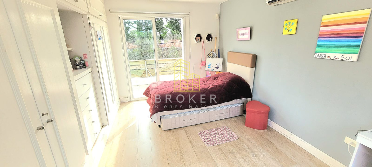 Casa ID.8987/Venta_Casa_5_dormitorios_Punta_del_Este_ - Venta Casa 5 dormitorios Punta del Este 